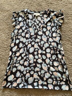 LOFT Black V-Neck Ruffle Cap-Sleeve Top with Pale Blue and Blush Spots